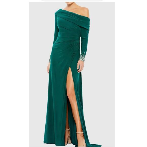 Mac Duggal Green Beaded Cuff Drop Shoulder Faux Wrap Gown Sz 16 NWT - Picture 1 of 11